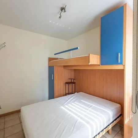 Spacious With Sunny Terrace *
